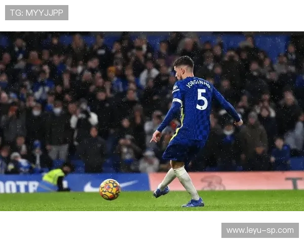 切尔西罚球日:若塔与新援互换点球练习提升稳定性 切尔西罚球日:若塔与新援互换点球练习提升稳定性